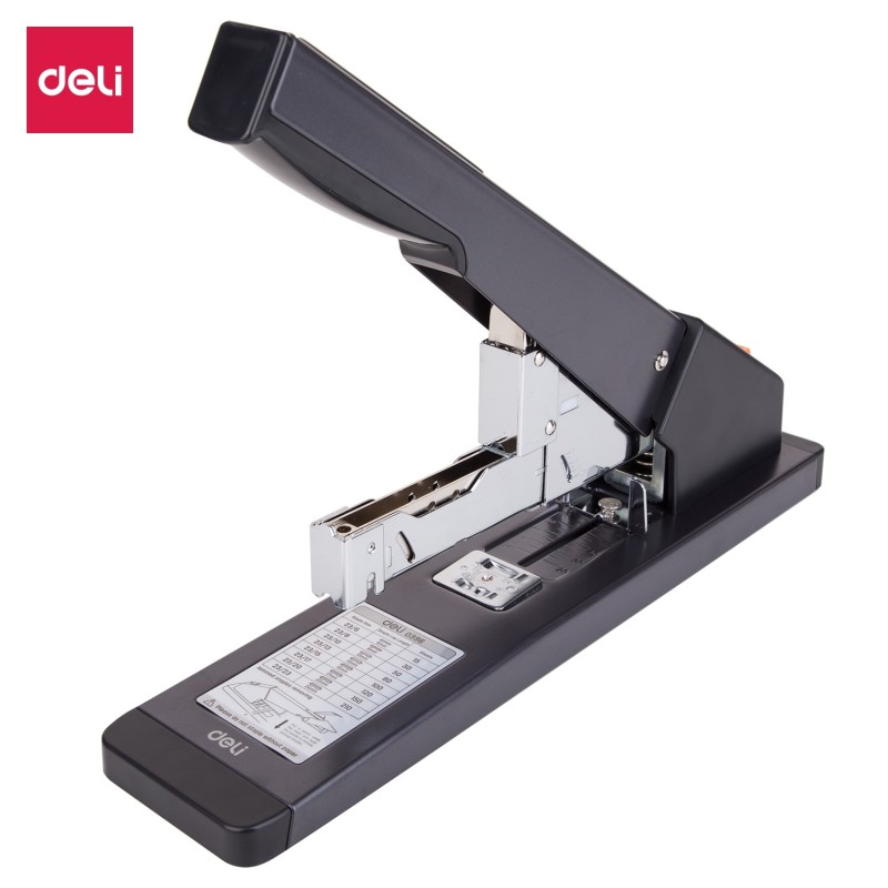 Agrafeuse brocheuse Deli E0396 de It Delta 210 feuilles.