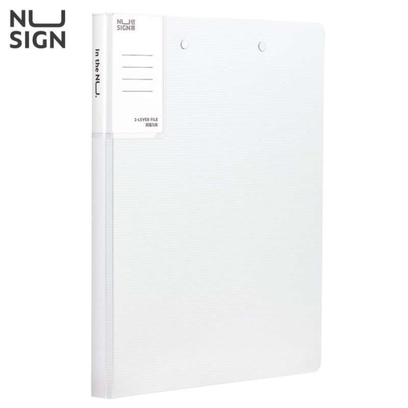 Classeur à pince Deli NS139 A4 Nusign double pince blanc, robuste et élégant, disponible chez It Delta Com. Parfait pour organiser et sécuriser vos documents.
