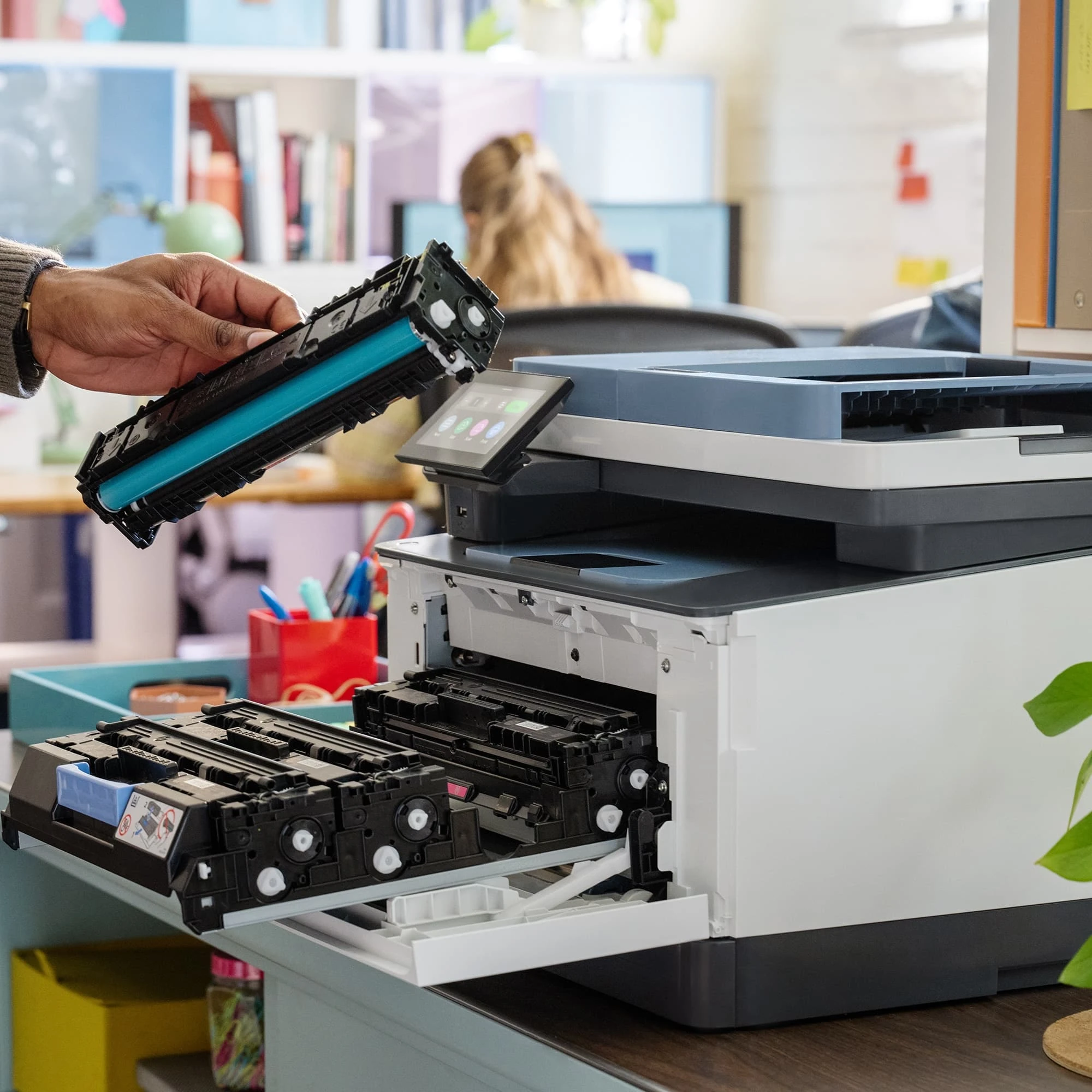 Optimisez votre bureau avec l’HP LaserJet Pro 3303fdn : impression, copie, scan et fax en couleur rapide et professionnelle, idéale pour entreprises et particuliers exigeants au Maroc.
